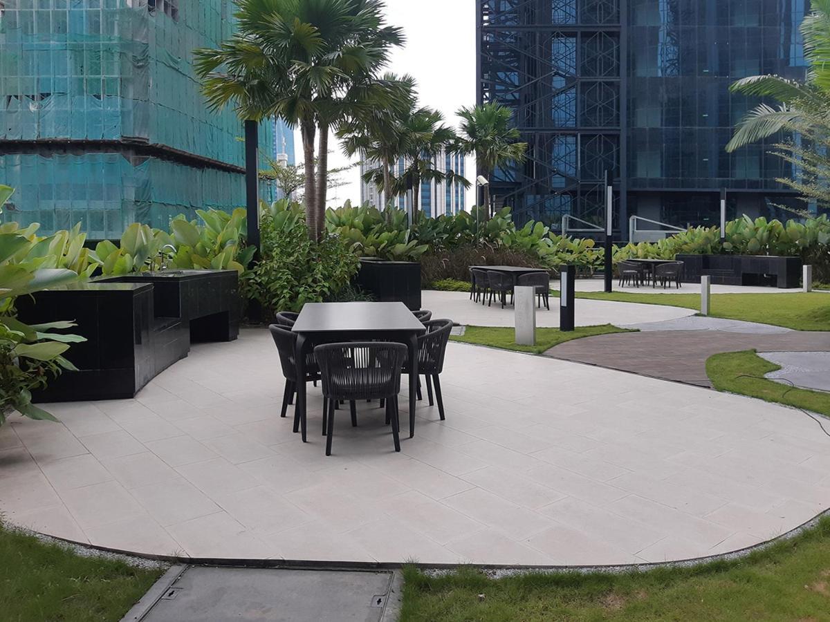 Eaton Residences Klcc By Bhs Kuala Lumpur Exterior foto